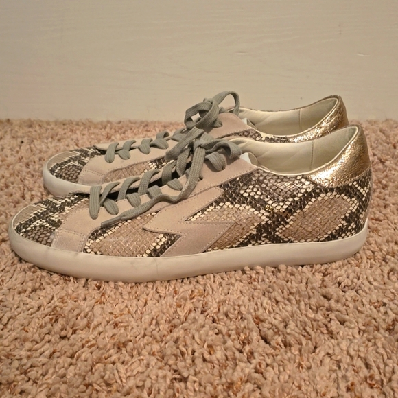 Sam Edelman Gray and Cream Snake/animal Print Sneakers Size 9.5. (Bin 11) - Picture 3 of 9